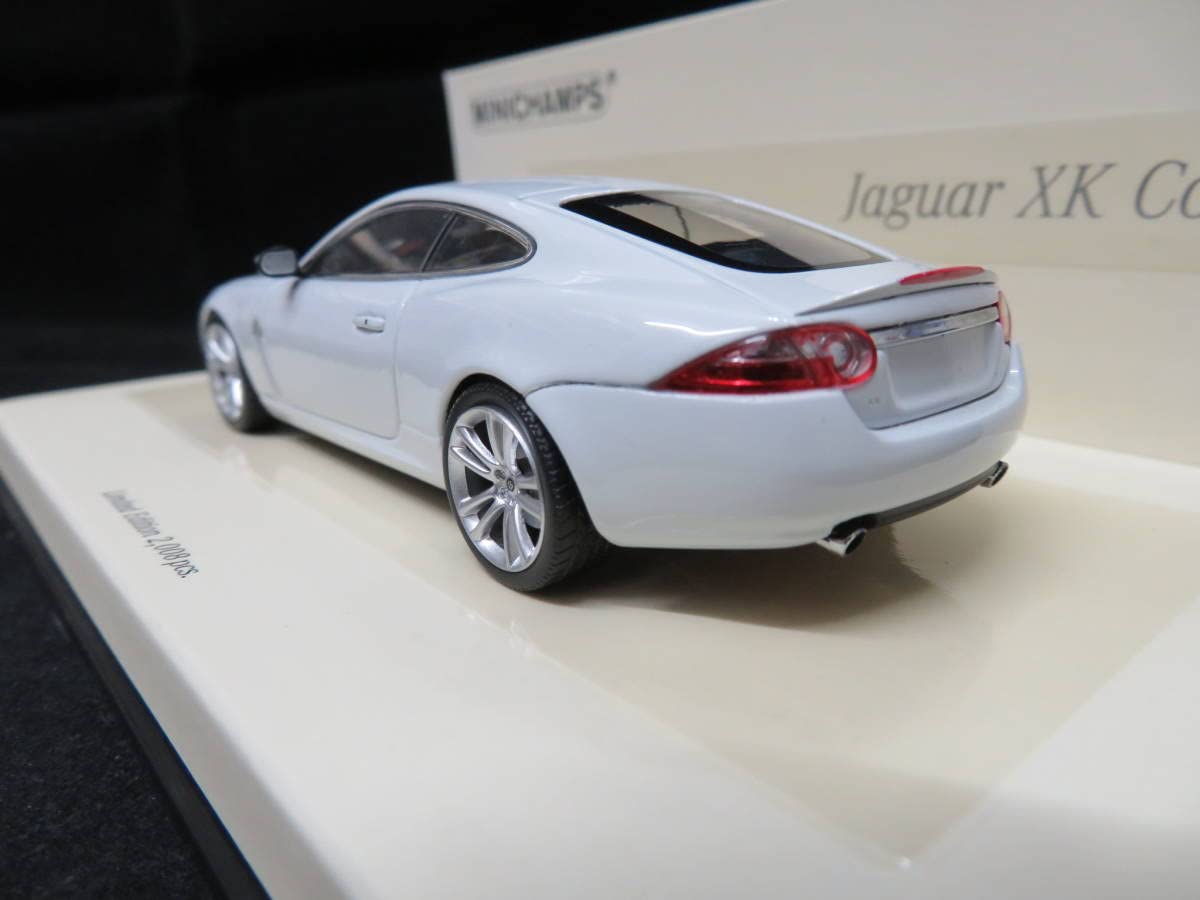 限定品 1/43 ミニチャンプスジャガーXKクーペ リネアビアンコ